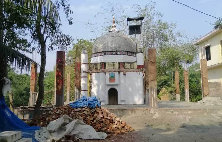 এক গম্বুজ মসজিদটিতে আগে মাত্র ইমামসহ ৯-১০ জন নামাজ আদায় করা যেতো। বর্তমানে আয়তন বাড়িয়ে দুই হাজার ৩০০ বর্গফুট করা হয়েছে। এখন ৪০০-৫০০ জন নামাজ পড়তে পারেন একসঙ্গে।