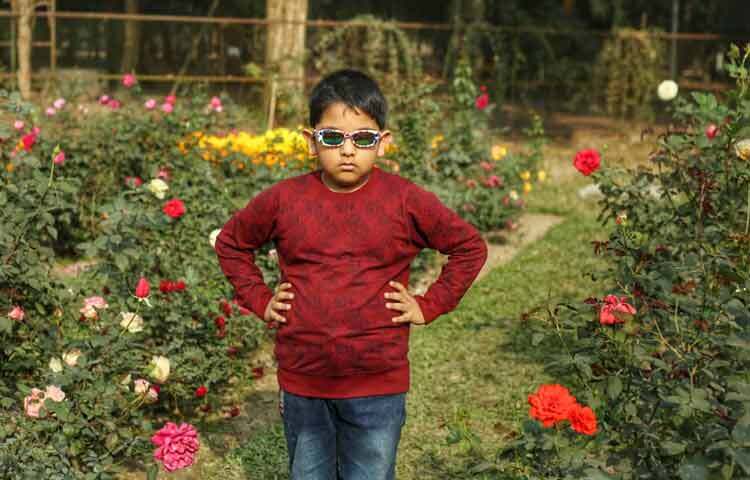 রমনা পার্কের এই ফুল উৎসব শুধু চোখের আনন্দ নয়, বরং এক ধরনের অনুভূতির জায়গা।