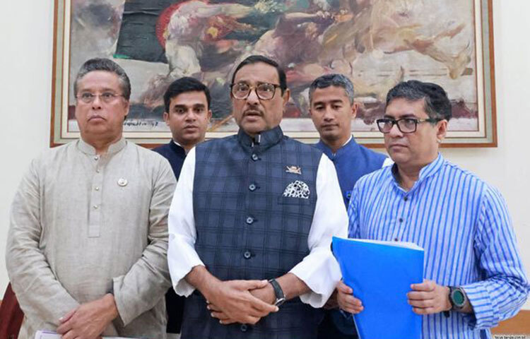 চট্টগ্রাম-৮ আসনের উপনির্বাচনে আওয়ামী লীগের প্রাথী হিসেবে মনোনয়ন পেয়েছেন চট্টগ্রাম মহানগর আওয়ামী লীগের সাংগঠনিক সম্পাদক ও মহানগর যুবলীগের সাবেক সভাপতি নোমান আল মাহমুদ। আজ শনিবার আওয়ামী লীগের সংসদীয় মনোনয়ন বোর্ডের সভা শেষে আওয়ামী লীগের সাধারণ সম্পাদক ওবায়দুল কাদের বিষয়টি নিশ্চিত করেছেন। ছবি: ইয়াসিন কবির জয়