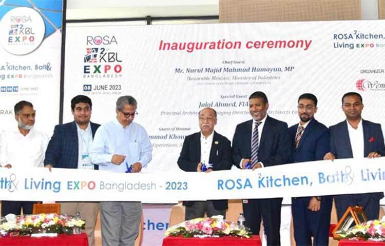 ঢাকায় শুরু হলো রোসা ২য় কিচেন, বাথ অ্যান্ড লিভিং এক্সপো বাংলাদেশ ২০২৩।  আজ রাজধানীর আন্তর্জাতিক কনভেনশন সেন্টার বসুন্ধরায় (আইসিসিবি) মেলার আনুষ্ঠানিক উদ্বোধন করেন শিল্পমন্ত্রী নুরুল মজিদ মাহমুদ হুমায়ূন। ছবি: জাগো নিউজ