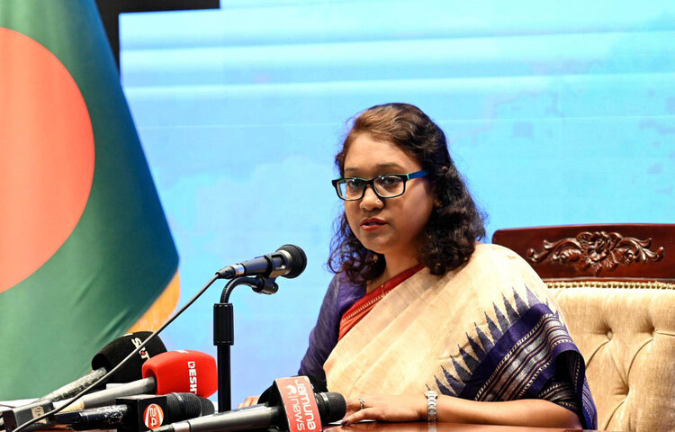 ভারত, জাপান ও ফিলিস্তিন আসন্ন দ্বাদশ জাতীয় সংসদ নির্বাচন পর্যবেক্ষণের বিষয়টি নিশ্চিত করেছে বলে জানিয়েছেন পররাষ্ট্র মন্ত্রণালয়ের জনকূটনীতি শাখার মহাপরিচালক ও মুখপাত্র সেহেলী সাবরীন। আজ বিকেলে পররাষ্ট্র মন্ত্রণালয়ের সাপ্তাহিক ব্রিফিংয়ে তিনি এ তথ্য জানান। ছবি: জাগো নিউজ