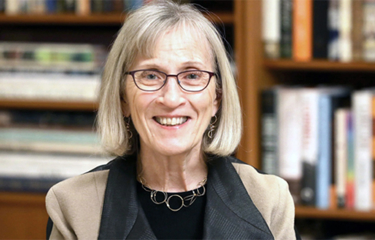 এ বছর অর্থনীতিতে নোবেল পুরস্কার পেয়েছেন মার্কিন অর্থনীতিবিদ ক্লডিয়া গোল্ডিন। সোমবার (৯ অক্টোবর) বাংলাদেশ সময় বিকেল পৌনে ৪টার পর স্টকহোম থেকে অর্থনীতিতে নোবেল বিজয়ী হিসেবে ক্লডিয়ার নাম ঘোষণা করে রয়্যাল সুইডিশ অ্যাকাডেমি অব সায়েন্সেস। ছবি: সংগৃহীত