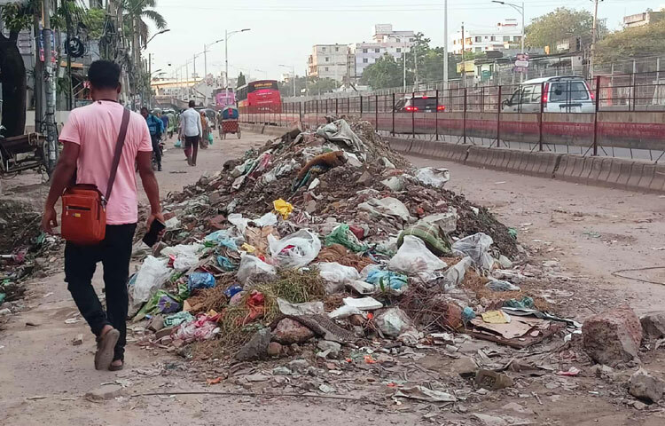 বিশেষজ্ঞরা মনে করছেন, সড়ক সংস্কারের কাজ দ্রুত শেষ করা না হলে শুধু ব্যবসায়ী ও যাত্রীর নয়, পুরো এলাকা ধীরে ধীরে অর্থনৈতিকভাবে প্রভাবিত হবে।