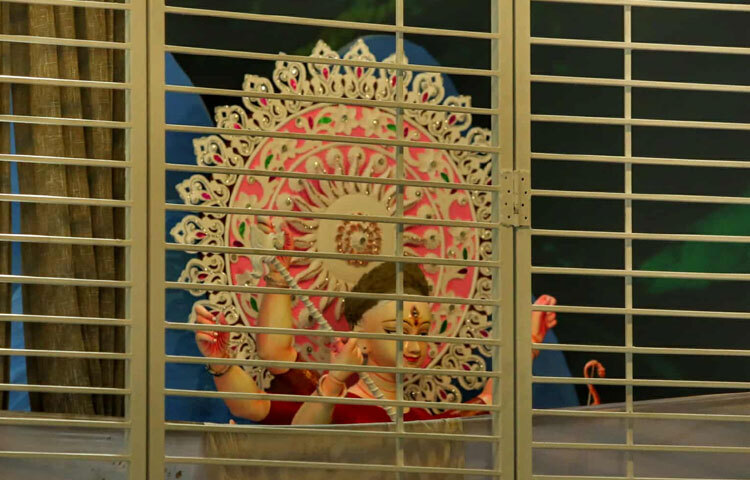 পূজামণ্ডপ সাজানোর কাজ প্রায় শেষ।