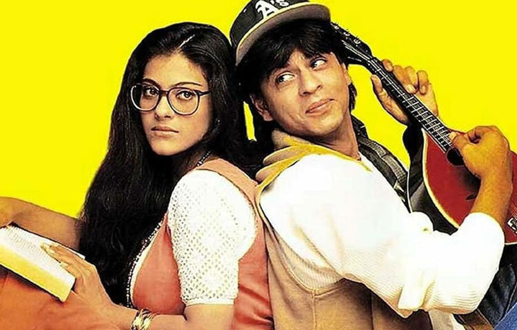 দিলওয়ালে দুলহনিয়া লে যায়েঙ্গে (১৯৯৫): প্রেমের সংজ্ঞা বদলে দিয়েছিল এই সিনেমা। রাজ আর সিমরানের গল্প শুধু একটা রোমান্টিক কাহিনি নয়, এটি এক প্রজন্মের স্বপ্ন। ইউরোপের ট্রেনযাত্রা থেকে পাঞ্জাবের মাঠ-প্রতিটি দৃশ্যেই মিশে আছে প্রেমের কবিতা।