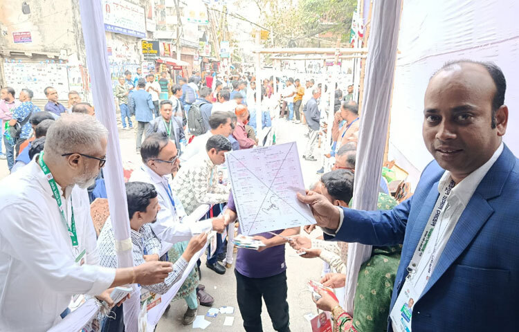 সাংগঠনিক সম্পাদক পদে প্রতিদ্বন্দ্বিতা করছেন আকতারুজ্জামান, এম এম জসিম, মোহাম্মদ ছলিম উল্লাহ (মেজবাহ), সাঈদ শিপন, সোলাইমান সালমান, ও সুশান্ত কুমার সাহা। দপ্তর সম্পাদক পদে মো. রাশিম (রাশিম মোল্লা) বিনা প্রতিদ্বন্দ্বিতায় নির্বাচিত হয়েছেন। নারী বিষয়ক সম্পাদক পদের প্রার্থীরা হলেন জান্নাতুল ফেরদৌস পান্না ও নার্গিস জুঁই। প্রচার ও প্রকাশনা সম্পাদক পদে মিজান চৌধুরী বিনা প্রতিদ্বন্দ্বিতায় নির্বাচিত হয়েছেন। তথ্য প্রযুক্তি ও প্রশিক্ষণ সম্পাদক পদে প্রতিদ্বন্দ্বিতা করছেন দেলোয়ার হোসেন মহিন এবং মাহমুদ সোহেল। ক্রীড়া সম্পাদক পদের জন্য লড়ছেন ওমর ফারুক রুবেল ও মাকসুদা লিসা।