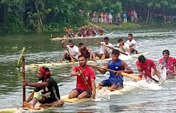 আলমগীর হোসেন নামে আরেক দর্শনার্থীদের বলেন, বিকেলটা বেশ আনন্দে কেটেছে। অনেকদিন পরে লাঠি খেলা ও ভেলা বাইচ দেখতে খুব ভালো লেগেছে। অনেক আনন্দ পেয়েছি। দূর-দূরান্ত থেকে হাজার হাজার মানুষ ভিড় জমায়।