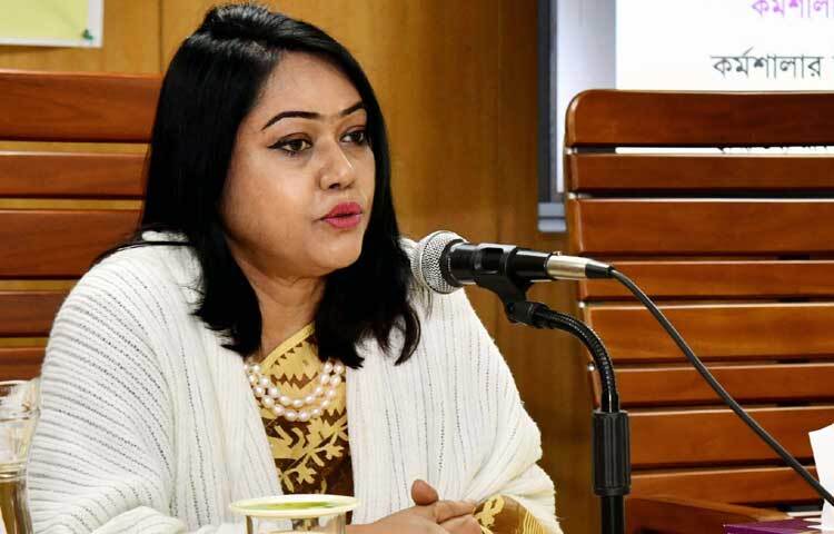 সচিবালয়ে তথ্য অধিদফতরের সম্মেলন কক্ষে ‘স্মার্ট কেস ম্যানেজমেন্ট সিস্টেম’ বিষয়ক কর্মশালার চতুর্থ দিনে প্রধান অতিথির বক্তৃতা করেন তথ্য ও সম্প্রচার মন্ত্রণালয়ের সচিব মাহবুবা ফারজানা। ছবি: পিআইডি