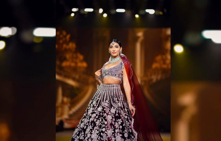 তবে এই ফ্যাশন শো শুধু পোশাকের প্রদর্শনী ছিল না, বরং ছিল সংস্কৃতি ও বৈশ্বিক ঐতিহ্যের এক মেলবন্ধন।