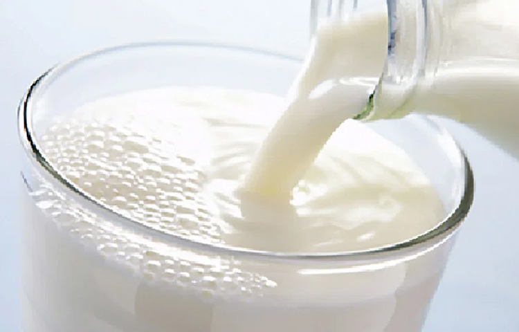 মাঠা পানিশূন্যতা রোধের পাশাপাশি এটি হজমশক্তি বৃদ্ধিতে সাহায্য করে, পেট ফাঁপা কমায়। ছবি: সংগৃহীত