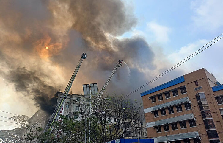 প্রাথমিকভাবে আগুন লাগার কারণ ও ক্ষতির পরিমাণ জানা যায়নি। ছবি: বিপ্লব দিক্ষিৎ