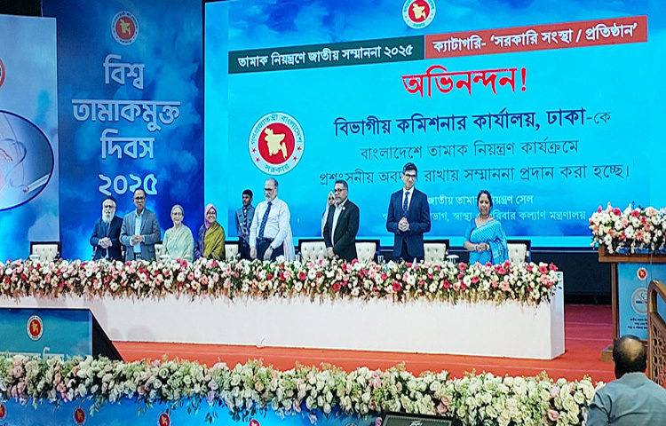 গরুর যে বুদ্ধি আছে, সেটাও অনেক মানুষের নেই বলে মন্তব্য করেছেন মৎস্য ও প্রাণিসম্পদ মন্ত্রণালয়ের উপদেষ্টা ফরিদা আখতার। ছবি: জাগো নিউজ