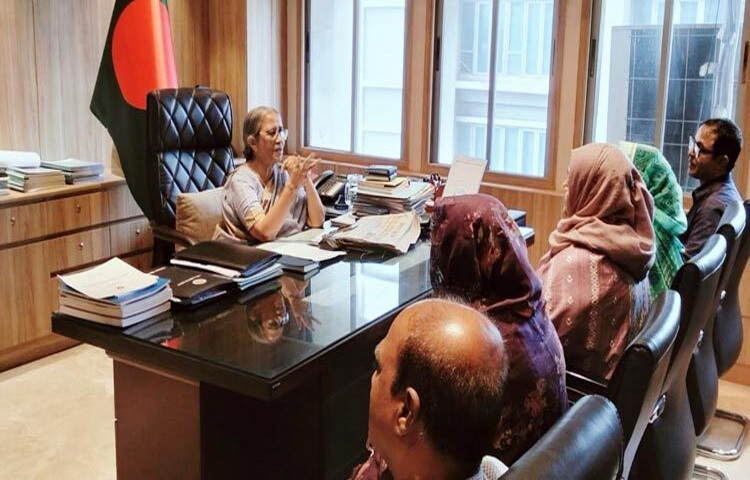 এ বছর ঈদুল আজহায় কোরবানিসহ বিভিন্ন ক্ষেত্রে অন্য যে কোনো বছরের তুলনায় সার্বিকভাবে ভালো ও স্বস্তিদায়ক ছিল বলে মন্তব্য করেছেন মৎস্য ও প্রাণিসম্পদ উপদেষ্টা ফরিদা আখতার। ছবি: জাগো নিউজ