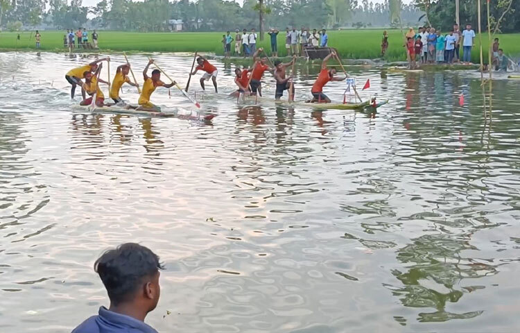 সদর উপজেলার ভোগডাঙ্গা ইউনিয়নের (ইউপি) চেয়ারম্যান সাঈদুর রহমান বলেন, আমিও খেলাটি দেখতে এসে অবাক হয়েছি। অনেক মানুষ আনন্দে উল্লাসে কলা গাছের ভেলার খেলাটি দেখেছে। গ্রামাঞ্চলের মানুষের বিনোদনে এমন ব্যতিক্রমী খেলা আরও বেশি বেশি আয়োজন করা প্রয়োজন।