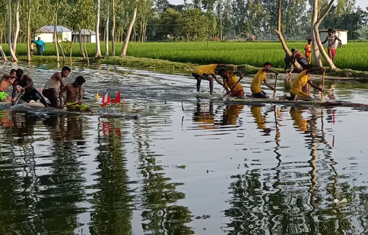 The organizers said that the first prize in the game was two Khasi, the second prize was a Khasi and the third prize was a swan.