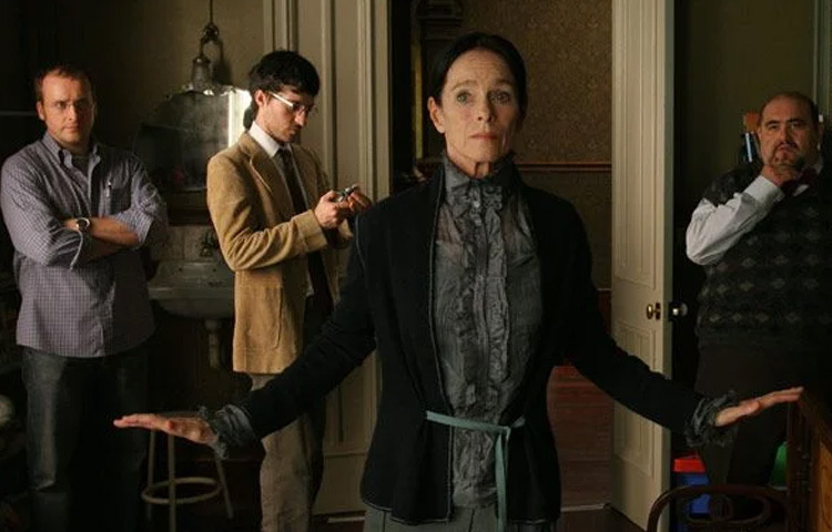 জেরাল্ডিন পাঁচটি ভাষায় অভিনয় করেছেন ইংরেজি, স্প্যানিশ, ফরাসি, ইতালিয়ান ও পর্তুগিজ। এই বহুভাষিক দক্ষতাই তাকে করে তুলেছে ট্রুলি গ্লোবাল আর্টিস্ট। কখনো ফরাসি আর্থহাউজ সিনেমায়, কখনো স্প্যানিশ রাজনৈতিক নাটকে-প্রতিটি চরিত্রে তিনি এনেছেন গভীরতা ও বৈচিত্র্য।