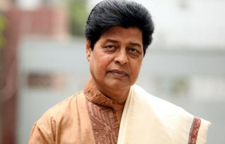 এরপর নয়নমনি, সারেং বৌ প্রতিটি চরিত্র যেন তিনি নিজের মতো করে বাঁচিয়ে তুলতেন। শহীদুল্লা কায়সারের উপন্যাস অবলম্বনে সারেং বৌ-তে কদম সারেং চরিত্র তাকে ক্ল্যাসিক অভিনেতাদের কাতারে নিয়ে যায়।