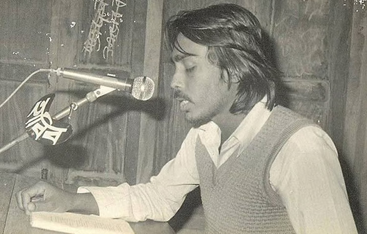 ১৯৫২ সালের এই দিনে ঢাকার নারিন্দায় জন্ম তার। বাবা এটিএম নুরুল ইসলাম ছিলেন একজন সরকারি কর্মকর্তা। পারিবারিক প্রয়োজনে ফরীদির শৈশব কেটেছে বাংলাদেশের বিভিন্ন জেলায়, বিশেষ করে চট্টগ্রাম, কুমিল্লা, যশোর, খুলনা, রাজশাহী এবং পরে ঢাকায়। ঘন ঘন স্থান পরিবর্তনের ফলে ছোটবেলাতেই তার ভেতর তৈরি হয় একটি পর্যবেক্ষণশীল মন এবং বিচিত্র মানুষের চরিত্র বোঝার দুর্দান্ত ক্ষমতা-যা পরবর্তীতে তার অভিনয়ে অসাধারণ বাস্তবতা এনে দেয়।