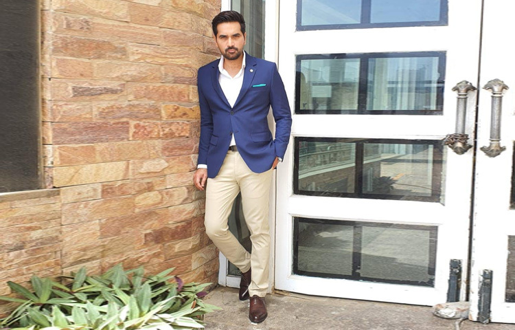 নাটক ‘মেহেন্দি’, ‘ডিল ডে কেয়া হ্যায়’ কিংবা সিনেমা ‘মেরে পাশ তুম হো’ অথবা ‘পাঞ্জাব নেই জাউনগী’ প্রতিটি চরিত্রই যেন জীবন্ত হয়ে ওঠে তার হাতে। তিনি দর্শকের চোখে শুধু অভিনয় দেখান না, মনেও গেঁথে দেন অনুভবের এক বর্ণময় রেখা।