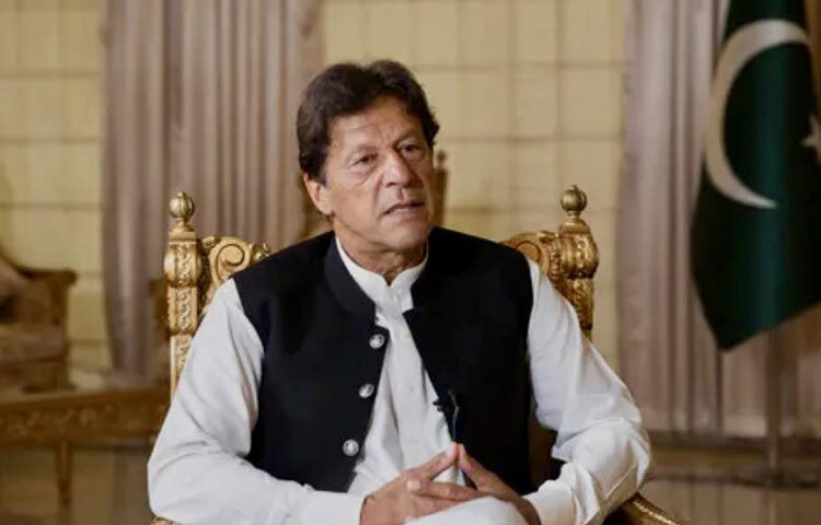 তাই বিশেষ এই দিনে মনে হয়, ইমরান খান নামটি কেবল একজন খেলোয়াড় বা রাজনীতিক নয়-একটি প্রতীক, যিনি ব্যর্থতার মধ্যেও সাফল্যের আলোকরেখা খুঁজে পেয়েছেন।