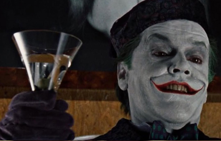 হলিউডে যখন তার অন্ধকার চরিত্রগুলো উদ্ভাসিত হতে থাকে, তখন দর্শকরা শুধু সেই চরিত্রের মাধ্যমে তার জটিল রূপগুলো দেখতে পেতো। এমনই একটি চরিত্র ছিল ‘জোকার’।