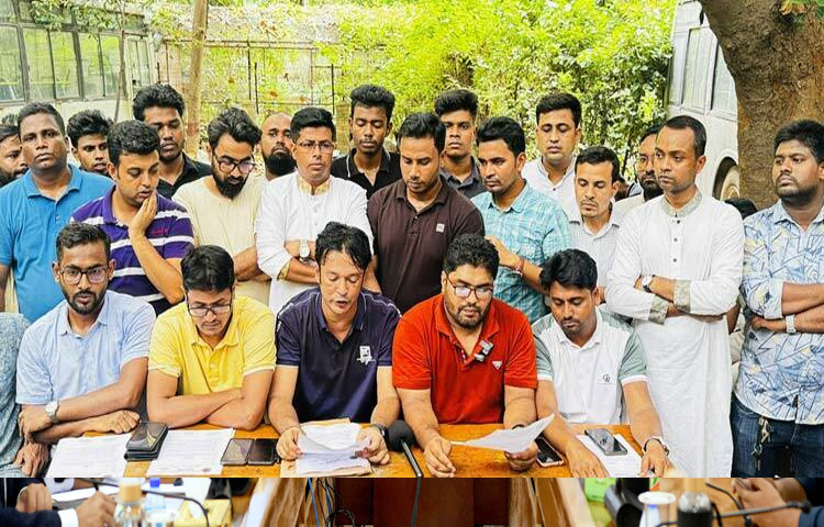 ফ্যাসিস্ট শিক্ষক, কর্মকর্তা ও কর্মচারীদের বিচারসহ পাঁচ দফা দাবিতে উপাচার্যের কাছে স্মারকলিপি দিয়েছে জগন্নাথ বিশ্ববিদ্যালয় (জবি) শাখা ছাত্রদল। ছবি: জাগো নিউজ