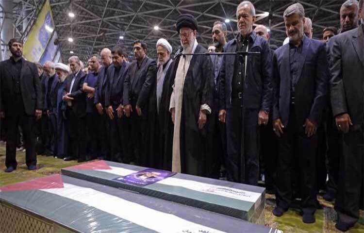 ইরানে ফিলিস্তিনি স্বাধীনতাকামী সংগঠন হামাসের শীর্ষ নেতা ইসমাইল হানিয়ার জানাজা অনুষ্ঠিত হয়েছে। রাজধানী তেহরানে হানিয়া এবং তার দেহরক্ষীর জানাজার নেতৃত্ব দিয়েছেন ইরানের সর্বোচ্চ নেতা আয়াতুল্লাহ আলি খামেনি।