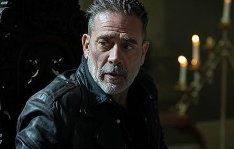 জেফরি ব্যক্তিগত জীবনে অনেকগুলো চ্যালেঞ্জের মুখোমুখি হয়েছেন। ২০০৯ সালে তার স্ত্রীর মৃত্যু তাকে একা করে দেয়। এই দুঃখজনক ঘটনা তার জীবন ও ক্যারিয়ারের উপর এক গভীর ছাপ রেখে গেছে। সেই শোক ও হতাশার মাঝেও তিনি তার অভিনয়ের মাধ্যমে জীবনকে নতুনভাবে দেখার শক্তি পেতে শুরু করেন।