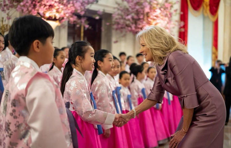 ফার্স্ট লেডির দায়িত্ব গ্রহণের পর জিল বাইডেন কাজ করেছেন শিক্ষা ও শিক্ষক অধিকার বিষয়ে সচেতনতা তৈরিতে, যুদ্ধফেরত সেনা ও তাদের পরিবারের মানসিক স্বাস্থ্য নিয়ে, স্তন ক্যানসার, মানসিক স্বাস্থ্য এবং নারীর ক্ষমতায়ন বিষয়ে উদ্যোগে এবং গ্লোবাল গার্লস এডুকেশন নামক আন্তর্জাতিক প্ল্যাটফর্মে নেতৃত্ব দিতে।