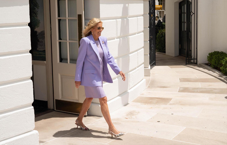 সবচেয়ে উল্লেখযোগ্য বিষয় হলো তিনি ২০০৭ সালে ডেলাওয়ার বিশ্ববিদ্যালয় থেকে ডক্টরেট ডিগ্রি অর্জন করেন। তার গবেষণার বিষয় ছিল ‘স্টুডেন্ট রিটেনশন ইন কমিউনিটি কলেজেস’ যা সমাজের পিছিয়ে পড়া শিক্ষার্থীদের উন্নয়নে ভূমিকা রাখতে পারে।