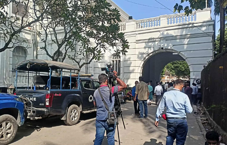 চেয়ারম্যান বিচারপতি গোলাম মর্তূজা মজুমদারের নেতৃত্বে তিন সদস্যের ট্রাইব্যুনাল রায় ঘোষণা করবেন।