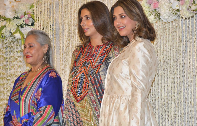 জয়া বচ্চন ও শ্বেতা বচ্চন উপস্থিত থাকলে দেখা যায়নি অমিতাভ-ঐশ্বরিয়া-অভিষেককে। ছবি: সংগৃহীত