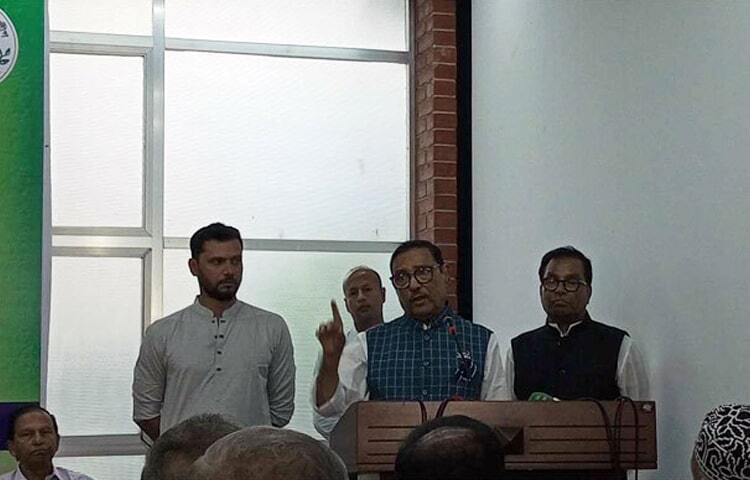 আনোয়ারুল আজীম অপকর্মে জড়িত কি না তদন্তে বেরিয়ে আসবে বলে জানিয়েছেন, আওয়ামী লীগের সাধারণ সম্পাদক এবং সড়ক পরিবহন ও সেতুমন্ত্রী ওবায়দুল কাদের। ছবি: জাগো নিউজ