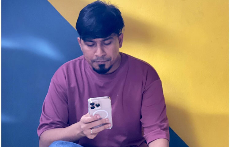 অমি শুধু একজন নির্মাতা নন, তিনি এক যুগের বিনোদনের ভাষ্যকার। তার গল্প, চরিত্র, হাসি সব আগামী দিনেও বাঙালির বিনোদনের অংশ হয়ে থাকবে।