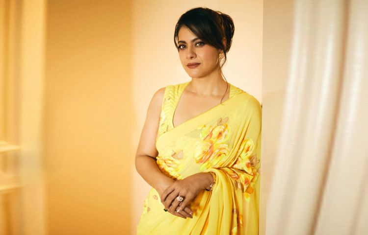 ১৯৯২ সালে ‘বেখুদি’ সিনেমার মধ্য দিয়ে যাত্রা শুরু হলেও, জনপ্রিয়তা আসে ১৯৯৩ সালে ‘বাজিগর’ এর পর।