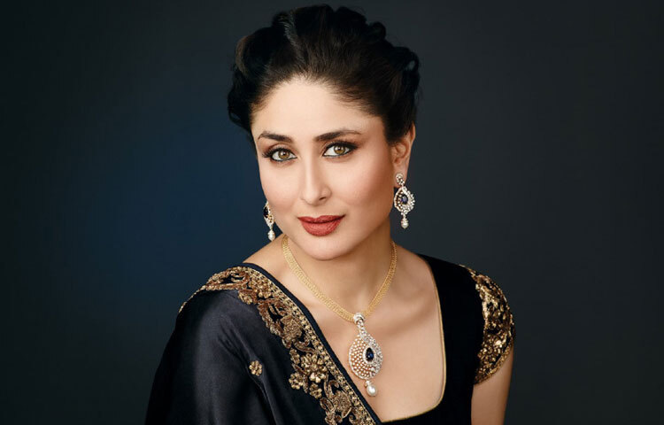 কারিনার ফ্যাশন সচেতনতা তাকে ভক্তদের কাছে এক অনন্য উচ্চতায় পৌঁছে দিয়েছে।