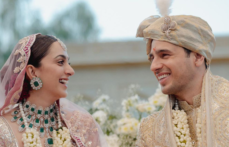 বর্তমান সময়ের লাস্যময়ী অভিনেত্রী কিয়ারা আদভানি। ২০২৩ সালে অভিনেতা সিদ্ধার্থ মালহোত্রাকে বিয়ে করেছেন তিনি। ছবি: সংগৃহীত