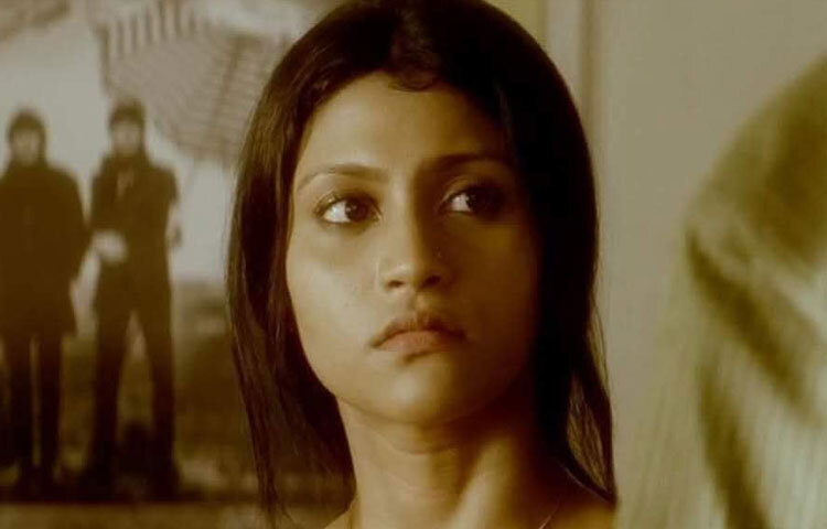 সমসাময়িক বলিউড যখন ফর্মুলার সিনেমায় ডুবে ছিল, তখন কঙ্কনা উঠে আসেন ভিন্নধারার শক্ত অভিনেত্রী হিসেবে। তিনি কখনোই জনপ্রিয়তার লোভে চরিত্র বাছেননি, বরং সেই চরিত্রই বাছেন যা মানুষের ভেতরের অগোছালো ভাব, ভাঙচুর, হতাশা, সাহস, দৃঢ়তা সব একসঙ্গে তুলে ধরে। তার অভিনয়ে কোনো বাড়াবাড়ি নেই, আছে নিখাদ অনুভূতির প্রকাশ। এটাই তাকে আলাদা করে।