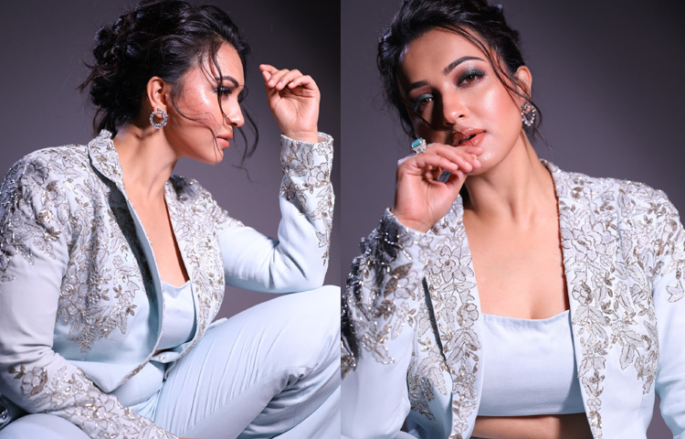 প্রথম ছবিতেই নিজের সাবলীল অভিনয় আর স্বতঃস্ফূর্ততায় নজর কাড়েন তিনি। এরপর একের পর এক বাণিজ্যিক ছবিতে কাজ করে বাংলা সিনেমার পর্দায় নিজস্ব পরিচিতি তৈরি করেছেন।