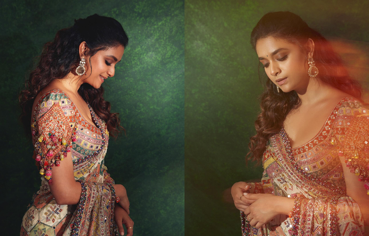 হাস্যোজ্জ্বল কীর্তির এ ছবি সম্প্রতি ইনস্টাগ্রামে শেয়ার করা হয়েছে। এতে রীতিমতো লাইক, কমেন্টের বন্যা বয়ে গেছে। ছবি: ইনস্টাগ্রাম