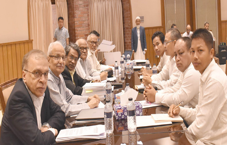 ঢাকায় জাতীয় সংসদ ভবনের এলডি হলে জাতীয় ঐকমত্য কমিশনের সঙ্গে ইউনাইটেড পিপলস্ ডেমোক্রেটিক ফ্রন্টের আলোচনা অনুষ্ঠিত হয়। এসময় কমিশনের সহ-সভাপতি অধ্যাপক আলী রীয়াজ উপস্থিত ছিলেন। ছবি: পিআইডি