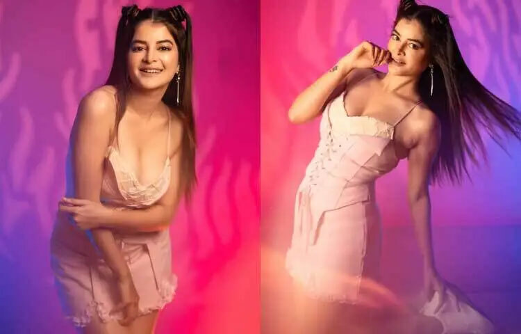 Katta, qattiq dumba bilan jinsiy aloqa Tukli mushukli ayollar shaxsiy toplamlari