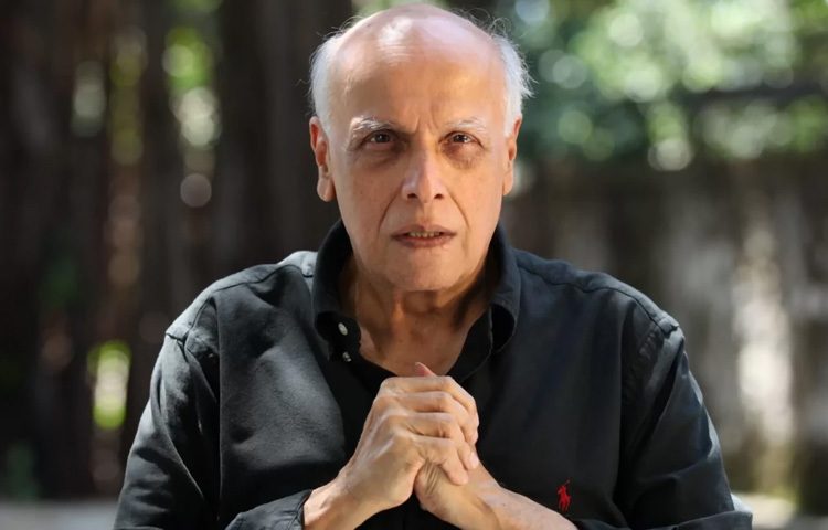 ১৯৮০-এর দশকে মুকেশ ভাটের ক্যারিয়ার শুরু হয়। তবে তার প্রতিষ্ঠিত প্রযোজনা সংস্থা ‘বিশেষ ফিল্মস’-এর মাধ্যমে তিনি খ্যাতি অর্জন করেন। এই ব্যানারে নির্মিত বহু জনপ্রিয় ও ব্যবসাসফল চলচ্চিত্র বলিউডকে দিয়েছে এক নতুন ধারা।