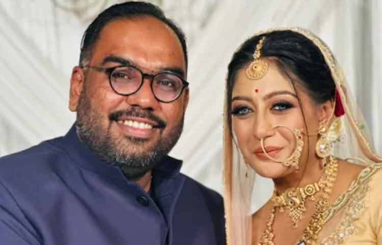 মাইমুনা ফেরদৌস মম: ২০২৫ এর ২১ নভেম্বর প্রযোজক ও পরিচালক রাফায়েল আহসানকে বিয়ে করেন ছোটপর্দার জনপ্রিয় অভিনেত্রী মাইমুনা ফেরদৌস মম। দেড় বছরের পরিচয়ের সময়টায় তারা একে অপরকে বোঝার চেষ্টা করেছেন। বন্ধুত্ব থেকে প্রেম এবং প্রেম থেকে বিয়ের সিদ্ধান্তে পৌঁছান তারা। ঘনিষ্ঠ আত্মীয়-স্বজন ও বন্ধুদের উপস্থিতিতে পারিবারিকভাবে বিয়ের আয়োজন সম্পন্ন হয়।