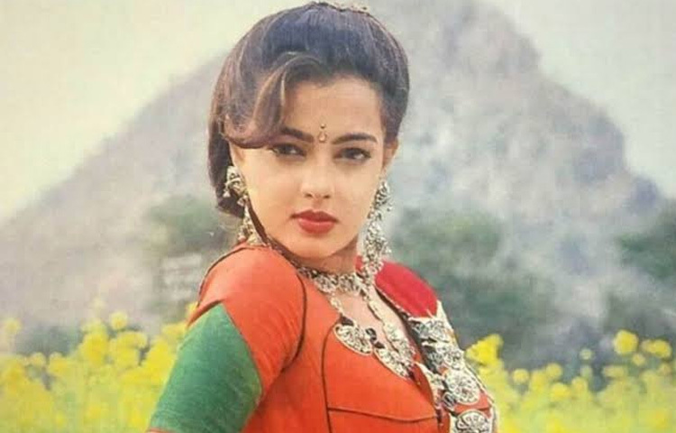 তবে এই সবকিছুর পরেও, মমতা কুলকার্নি বলিউডের ইতিহাসে রয়ে গেছেন এক রহস্যময় ও গ্ল্যামারাস নাম হিসেবে।