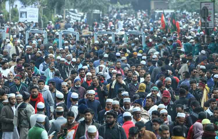 আজ বাদ জোহর দুপুর ২টার দিকে মানিক মিয়া এভিনিউতে জানাজা অনুষ্ঠিত হবে।