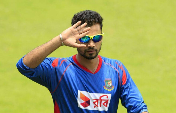 মাশরাফির ক্যারিয়ারে রয়েছে ৭টিরও বেশি বড় সার্জারি। তবুও তিনি প্রতিবার ফিরে এসেছেন। অনেক সময় বলা হয়, তিনি হাঁটুর জোরে নয়, মনোবলের জোরে খেলেছেন। তার এমন প্রত্যাবর্তন শুধু ক্রিকেটপ্রেমীদের নয়, বরং যে কোনো সংগ্রামী মানুষের জন্যই অনুপ্রেরণার গল্প।