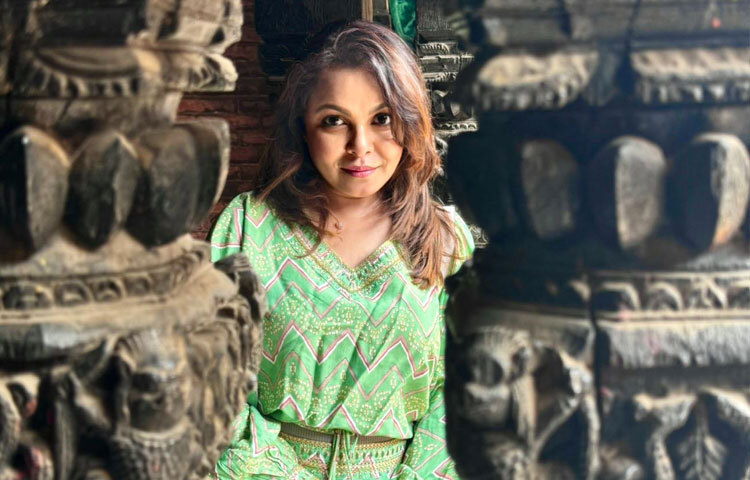 শাওন ১৯৯৬ সালে হুমায়ূন আহমেদের ‘নক্ষত্রের রাত’ ধারাবাহিক নাটকে অভিনয়ের মধ্য দিয়ে অভিনয় জীবন শুরু করেন।