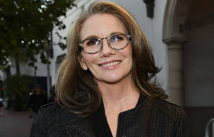 শিশুশিল্পী হিসেবে টেলিভিশন দুনিয়ায় যাত্রা শুরু করে কীভাবে এক সময় হয়ে উঠেছিলেন আমেরিকার ঘরোয়া দর্শকের পরম আপন- যা এখন ইতিহাস।