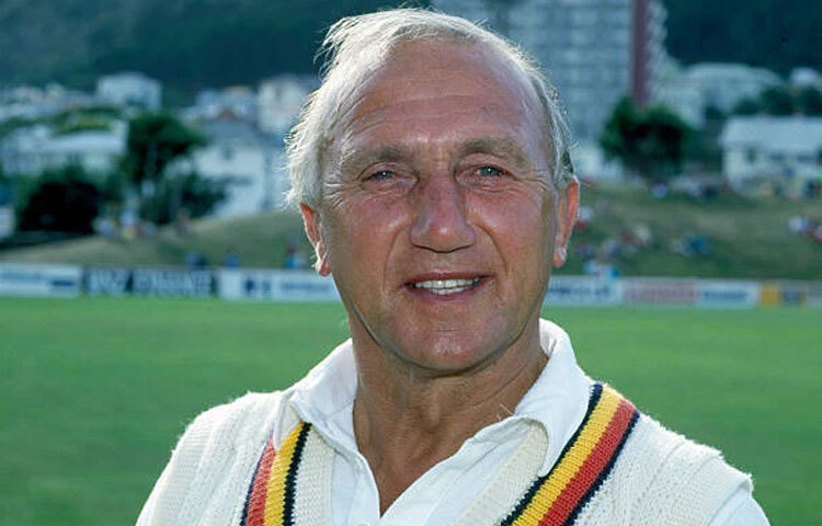 মিকি স্টুয়ার্ট কেবল নিজেই নন, তার পরিবারও ক্রিকেটে অবদান রেখেছে।